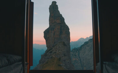 Hotéis Diferentes pelo Mundo: Descubra Casas-Árvore, Bangalôs Submersos e Outras Experiências Únicas